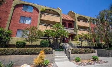 3930 Centre St 103, San Diego, California 92103, 2 Bedrooms Bedrooms, ,2 BathroomsBathrooms,Residential,Buy,3930 Centre St 103,240017209SD