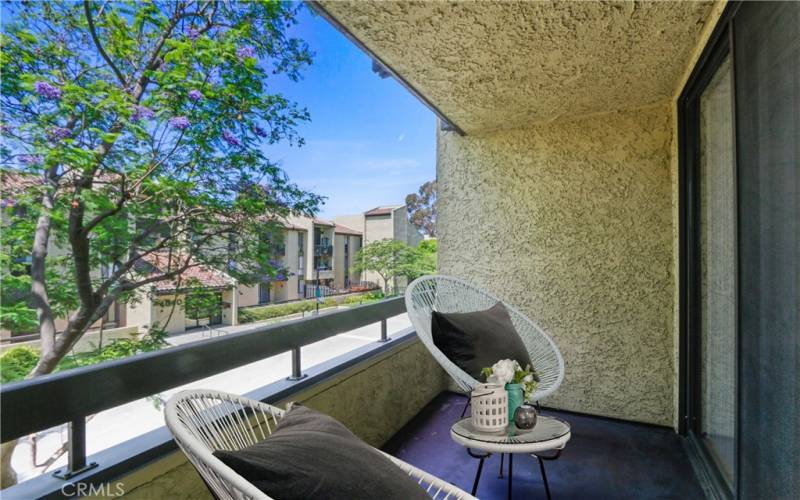 Virtual staging balcony