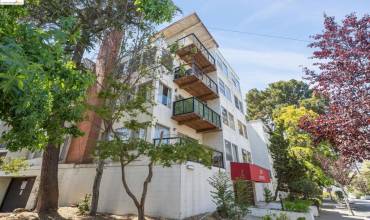 250 Montecito Ave 103, Oakland, California 94610, 1 Bedroom Bedrooms, ,1 BathroomBathrooms,Residential,Buy,250 Montecito Ave 103,41067637