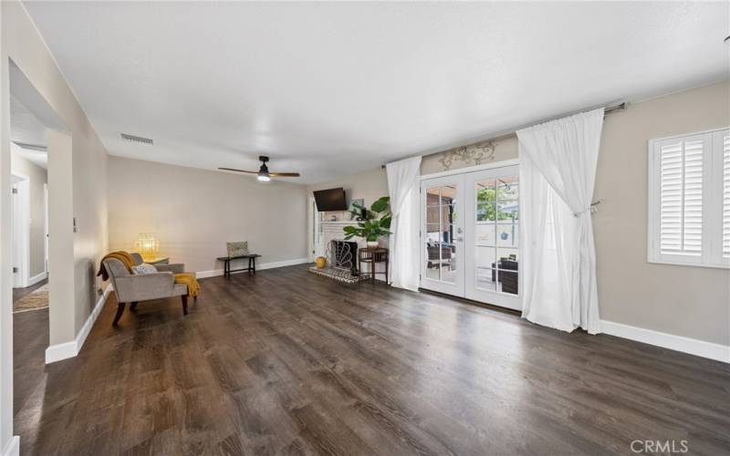 Dining Room to Living Room