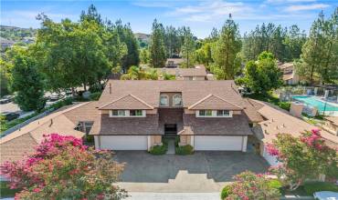 22830 Banyan Place 17, Saugus, California 91390, 3 Bedrooms Bedrooms, ,2 BathroomsBathrooms,Residential,Buy,22830 Banyan Place 17,SR24146468