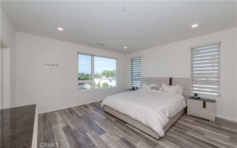 3rd floor, Master bedroom with a large master bathroom