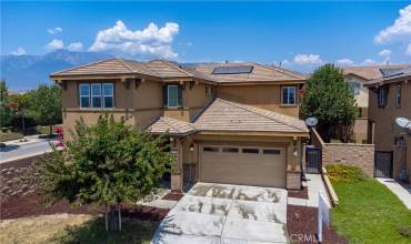 15460 Vanilla Bean Lane, Fontana, California 92336, 4 Bedrooms Bedrooms, ,3 BathroomsBathrooms,Residential,Buy,15460 Vanilla Bean Lane,TR24148318