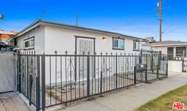 3238 Hill Street, Huntington Park, California 90255, 2 Bedrooms Bedrooms, ,1 BathroomBathrooms,Residential,Buy,3238 Hill Street,24419669