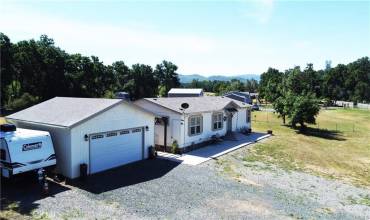 5650 Kelsey Creek Drive, Kelseyville, California 95451, 3 Bedrooms Bedrooms, ,2 BathroomsBathrooms,Residential,Buy,5650 Kelsey Creek Drive,LC24152893