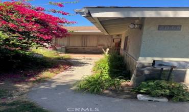 7015 Tyrone Avenue, Van Nuys, California 91405, 3 Bedrooms Bedrooms, ,2 BathroomsBathrooms,Residential,Buy,7015 Tyrone Avenue,SR24153052