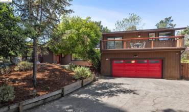 4491 Ziegler Avenue, Oakland, California 94605-5544, 4 Bedrooms Bedrooms, ,2 BathroomsBathrooms,Residential,Buy,4491 Ziegler Avenue,41060428