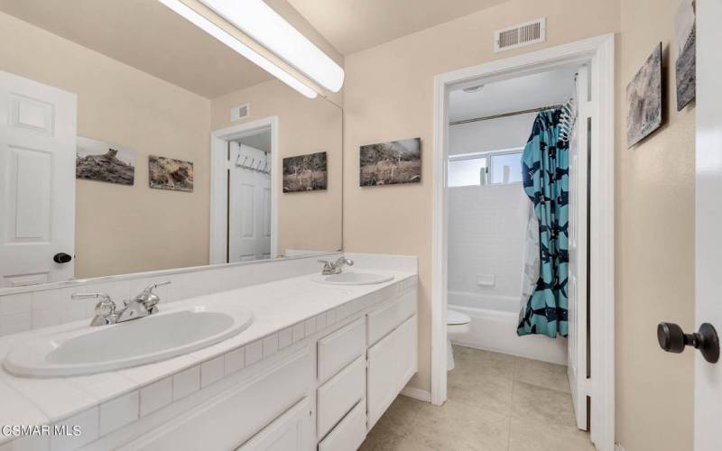 2485 Whitechapel Pl, Thousand Oaks  -  H