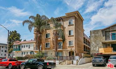 345 S Harvard Boulevard 302, Los Angeles, California 90020, 3 Bedrooms Bedrooms, ,3 BathroomsBathrooms,Residential Lease,Rent,345 S Harvard Boulevard 302,24419836