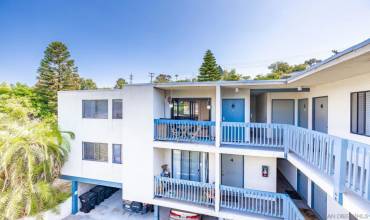 550 W Pennsylvania Ave 8, San Diego, California 92103, 2 Bedrooms Bedrooms, ,2 BathroomsBathrooms,Residential,Buy,550 W Pennsylvania Ave 8,240017336SD