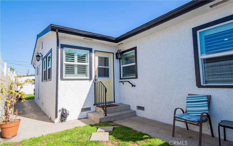 Side entry into Laundry Room