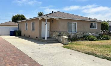 Front view of property looking south