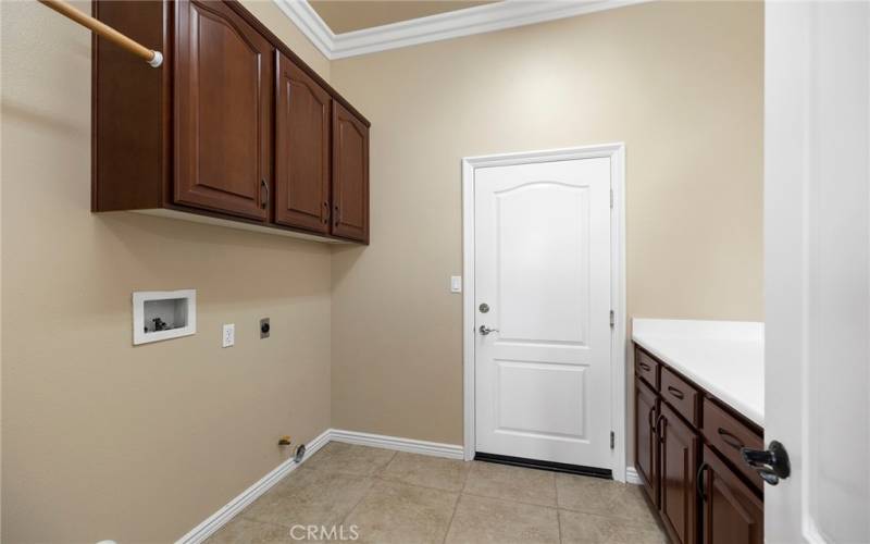 Laundry Room with Sink