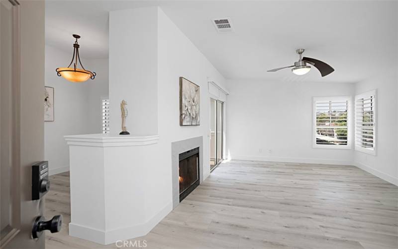 Living Room - Entry View