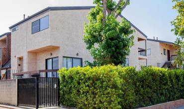 320 Mchenry Road 32, Glendale, California 91206, 3 Bedrooms Bedrooms, ,2 BathroomsBathrooms,Residential,Buy,320 Mchenry Road 32,GD24152598