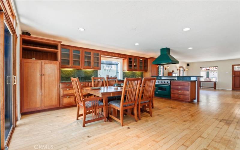 anothe view of kitchen with pantry