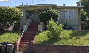 1721 E 20th, Oakland, California 94606, 2 Bedrooms Bedrooms, ,1 BathroomBathrooms,Residential,Buy,1721 E 20th,41067863