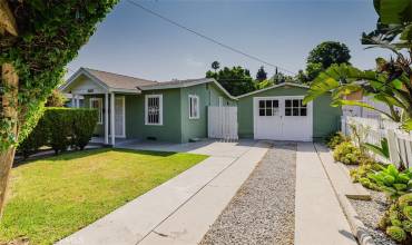 Front of Home with Driveway and Garage