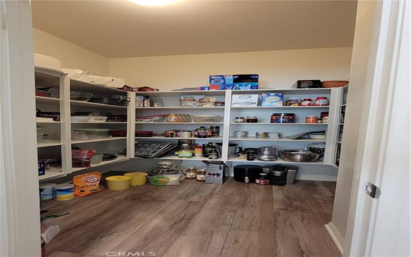 Walk-in Pantry