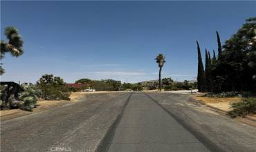 0 Piute, Yucca Valley, California 92284, ,Land,Buy,0 Piute,JT24154075