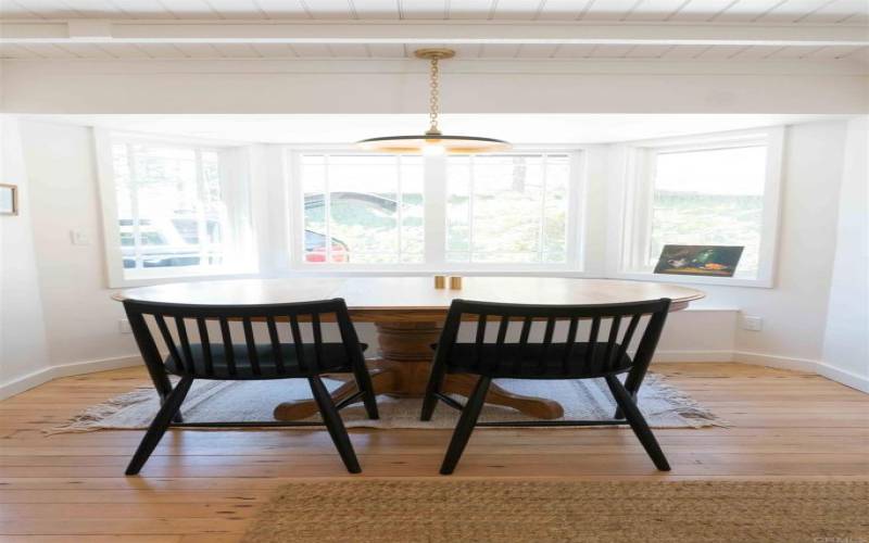 dining nook, with storage bench seat