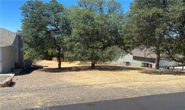 Lovely downsloped parcel on quiet side street.