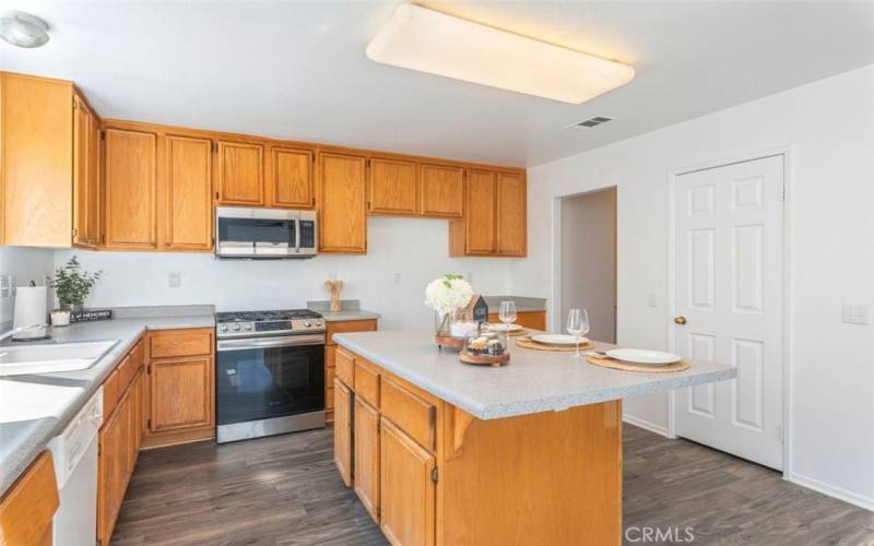 Kitchen with Island