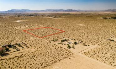 7 Harvest Moon Road, Lucerne Valley, California 92356, ,Land,Buy,7 Harvest Moon Road,HD24154744