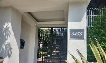 8455 Fountain Avenue 108, West Hollywood, California 90069, 2 Bedrooms Bedrooms, ,2 BathroomsBathrooms,Residential,Buy,8455 Fountain Avenue 108,MB23188575