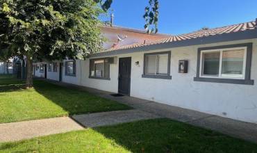 1261 Juniper Drive 12, Gilroy, California 95020, 2 Bedrooms Bedrooms, ,1 BathroomBathrooms,Residential,Buy,1261 Juniper Drive 12,ML81974723