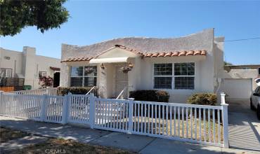 3208 Meade Avenue, San Diego, California 92116, 2 Bedrooms Bedrooms, ,1 BathroomBathrooms,Residential,Buy,3208 Meade Avenue,AR24108624