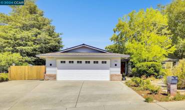 2370 Peachtree Cir, Antioch, California 94509, 4 Bedrooms Bedrooms, ,2 BathroomsBathrooms,Residential,Buy,2370 Peachtree Cir,41067868