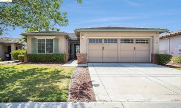 518 Anglebrook, Rio Vista, California 94571, 2 Bedrooms Bedrooms, ,2 BathroomsBathrooms,Residential,Buy,518 Anglebrook,41068058