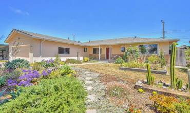 729 Bruce Avenue, Salinas, California 93901, 4 Bedrooms Bedrooms, ,2 BathroomsBathrooms,Residential,Buy,729 Bruce Avenue,ML81973395