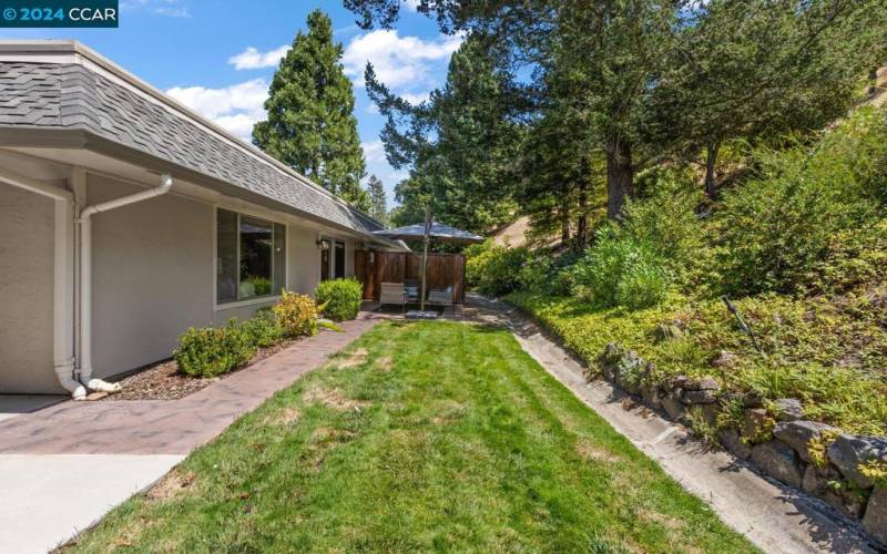 Patio with lawn setting