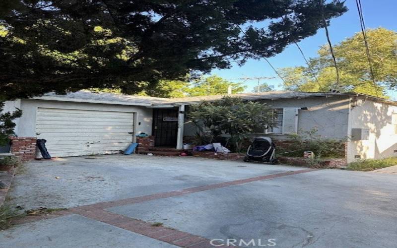 Garage for the Front House