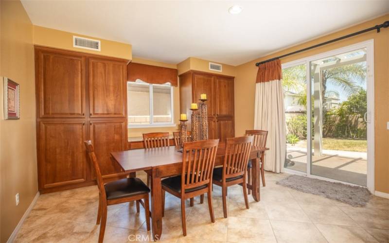 Kitchen nook area