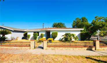 3702 Mayland Avenue, Baldwin Park, California 91706, 3 Bedrooms Bedrooms, ,2 BathroomsBathrooms,Residential,Buy,3702 Mayland Avenue,TR24091456