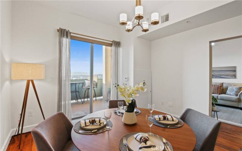 Dining room with balcony and stunning views!