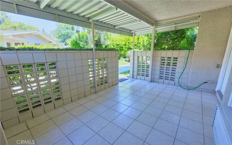 Nice, large patio for entertaining with extended cover for shade