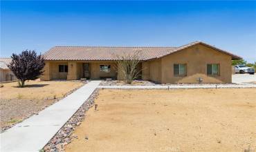 8212 Emerson Avenue, Yucca Valley, California 92284, 4 Bedrooms Bedrooms, ,3 BathroomsBathrooms,Residential,Buy,8212 Emerson Avenue,WS24156344