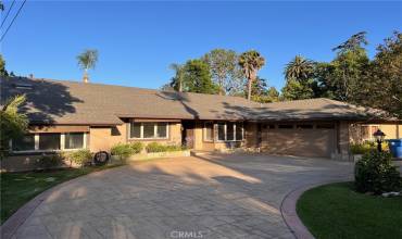 5418 Calhoun Avenue, Sherman Oaks, California 91401, 4 Bedrooms Bedrooms, ,3 BathroomsBathrooms,Residential Lease,Rent,5418 Calhoun Avenue,SR24156564