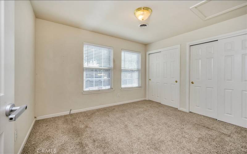 Bedroom, spacious large closet