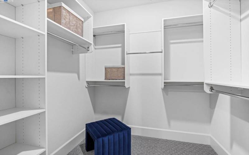 Model Home ( primary closet )