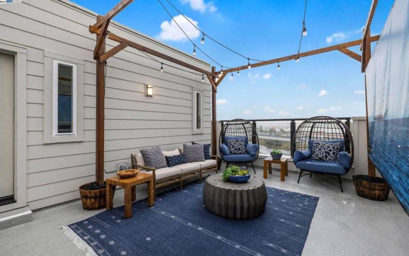 Model Home ( rooftop deck)