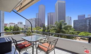 880 W 1st Street 601, Los Angeles, California 90012, 1 Bedroom Bedrooms, ,1 BathroomBathrooms,Residential,Buy,880 W 1st Street 601,24421669