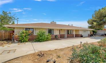 56579 Zuni Trail, Yucca Valley, California 92284, 4 Bedrooms Bedrooms, ,2 BathroomsBathrooms,Residential,Buy,56579 Zuni Trail,HD24135287