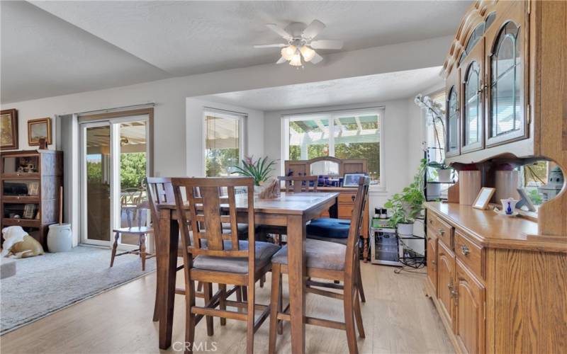 Dining Room Takes Full Advantage of the Backyard!