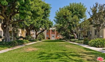 529 E Maple Street 3, Glendale, California 91205, 1 Bedroom Bedrooms, ,1 BathroomBathrooms,Residential,Buy,529 E Maple Street 3,24420093