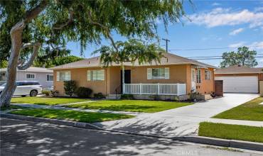 2337 Tevis Avenue, Long Beach, California 90815, 3 Bedrooms Bedrooms, ,2 BathroomsBathrooms,Residential,Buy,2337 Tevis Avenue,PW24156485